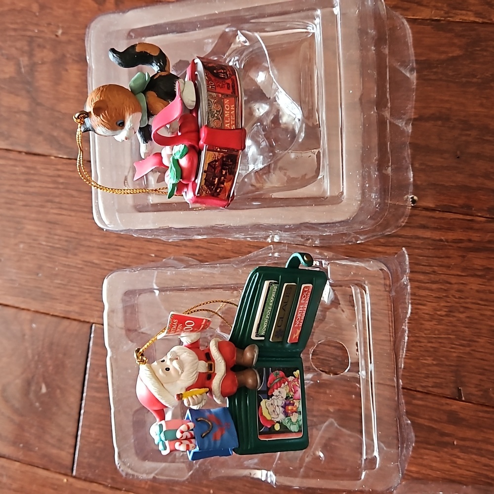 Vintage Set of ornaments- Santa And Cat